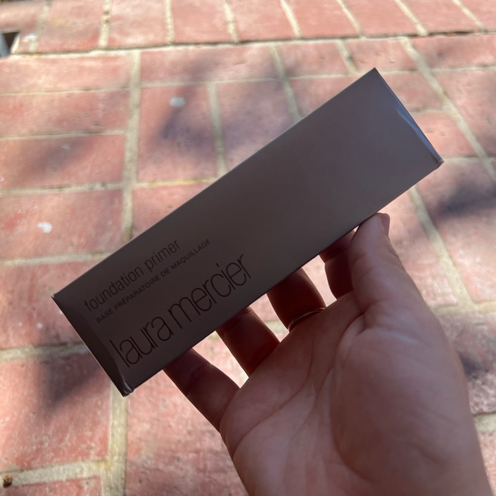 LAURA MERCIER FOUNDATION PRIMER